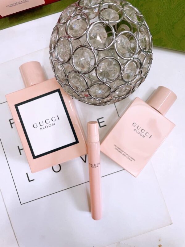 Bộ Nước Hoa Nữ Gucci Bloom EDP Gift Set 3pcs (100ml + mini 10ml + Body Lotion 100ml)