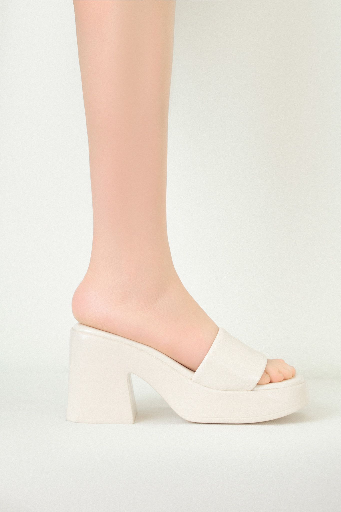 OLV - Giày Christa Beige Heels