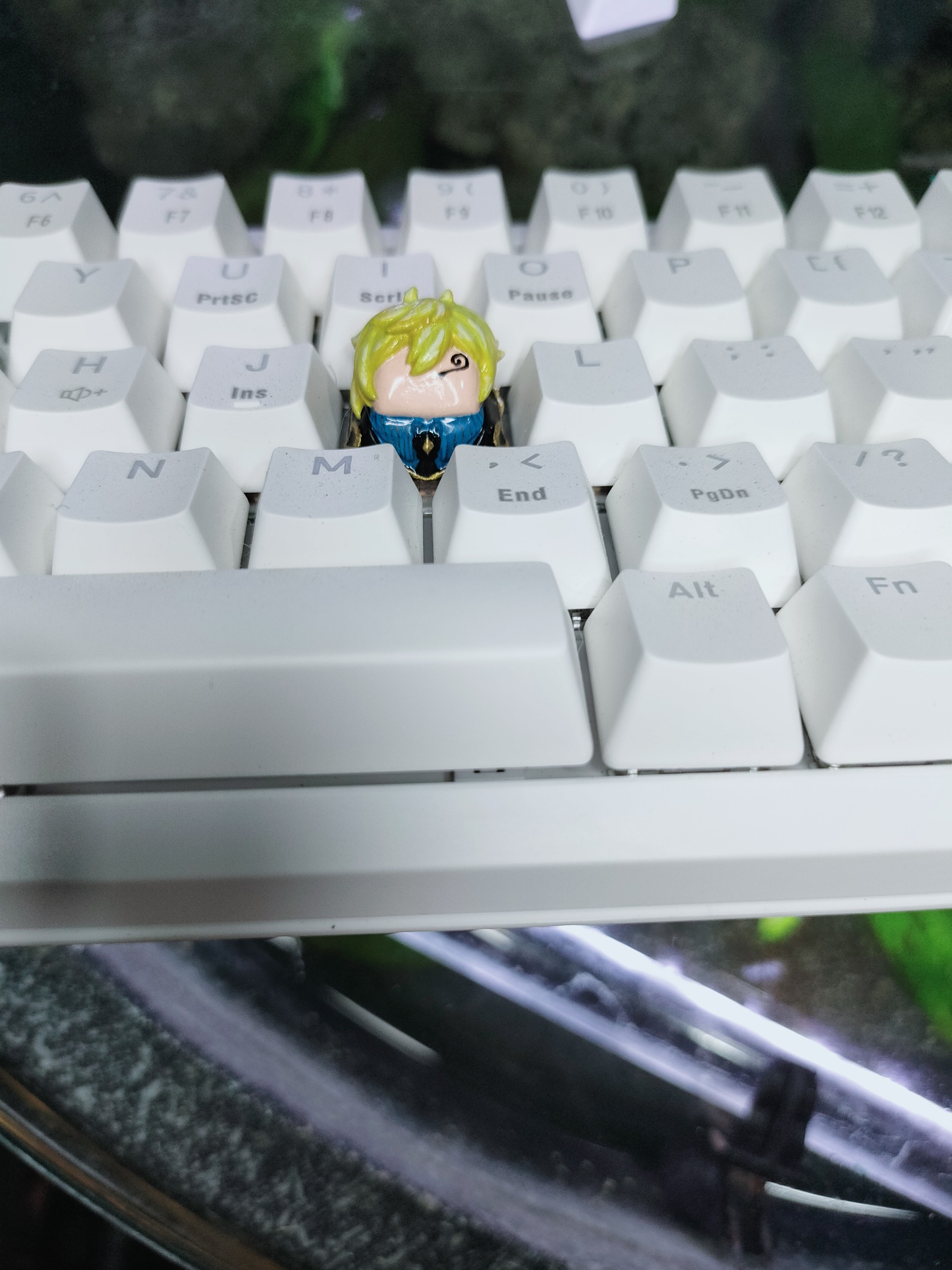 Keycap aristan one piece trang trí bàn phím cơ