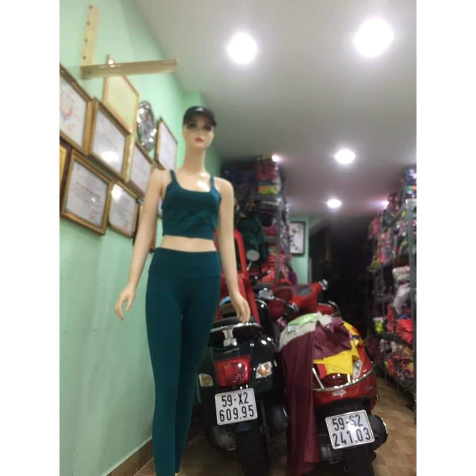 Bộ tập gym yoga nữyoga được thiết kế thời trang với chất liệu thun lạnh siêu co giãn, thấm hút mồ hôi tốt.