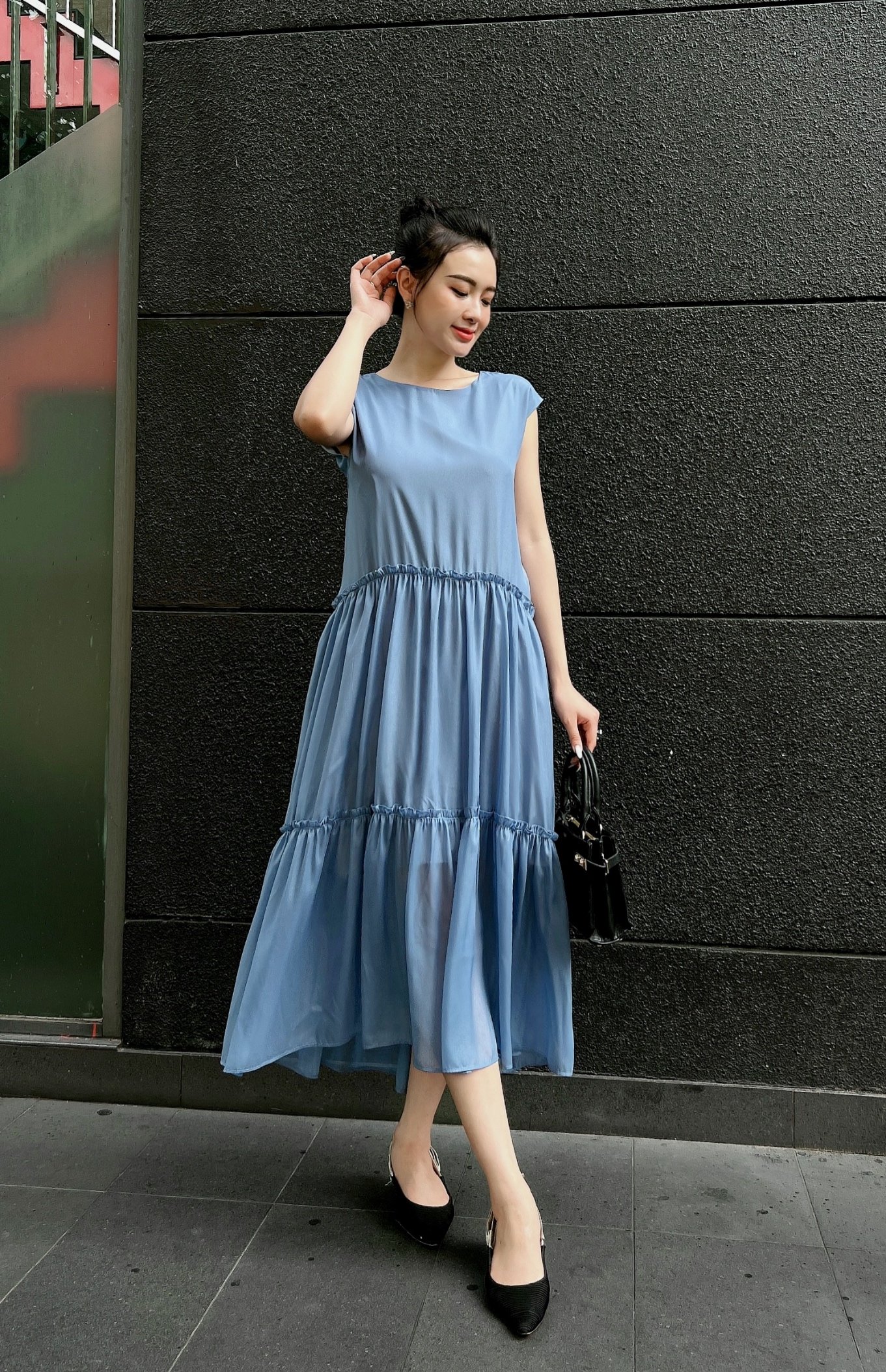 ĐẦM MAXI OVERSIZE NHÚN TẦNG – M030