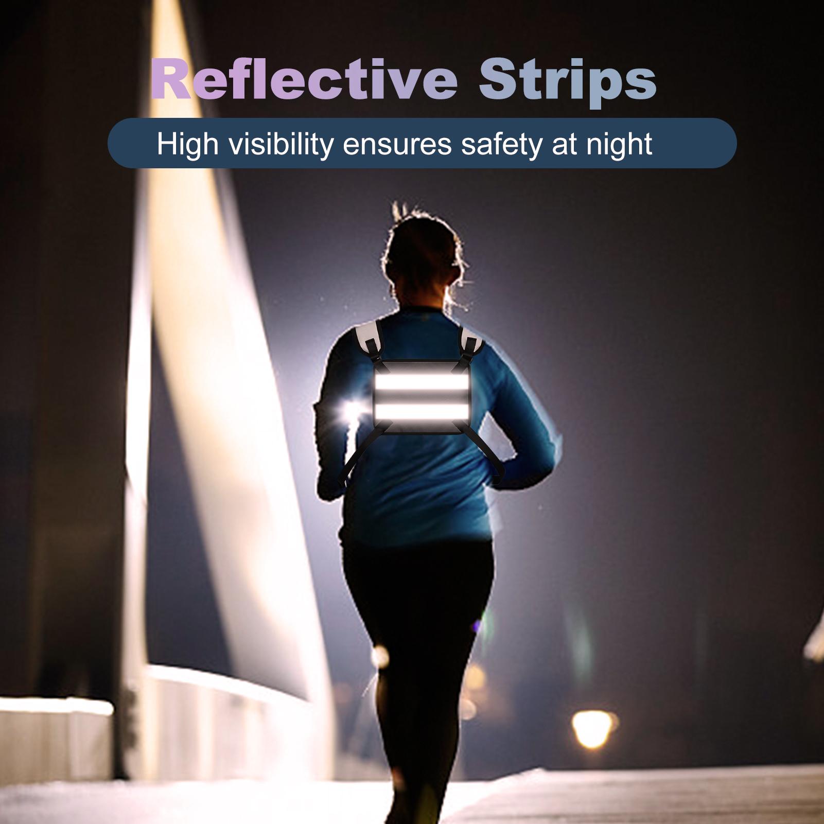 Áo khoác chạy bộ với dãy phản quang rộng, bằng vải oxford cao cấp chống mài mòn,Lớp lót lưới thoáng khí mang lại cảm giác thoải mái tối đa.