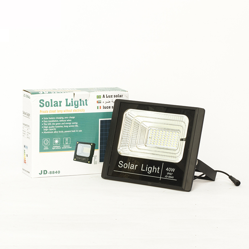Đèn LED Năng Lượng Mặt Trời JD-8840 Công Suất 40W
