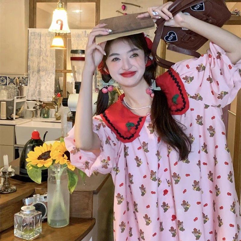 CHENGRUI Phim hoạt hình gấu con in anh đào va chạm màu nối mùa hè phiên bản Hàn Quốc lỏng lẻo giảm tuổi búp bê ngắn tay áo đầm cho phụ nữ