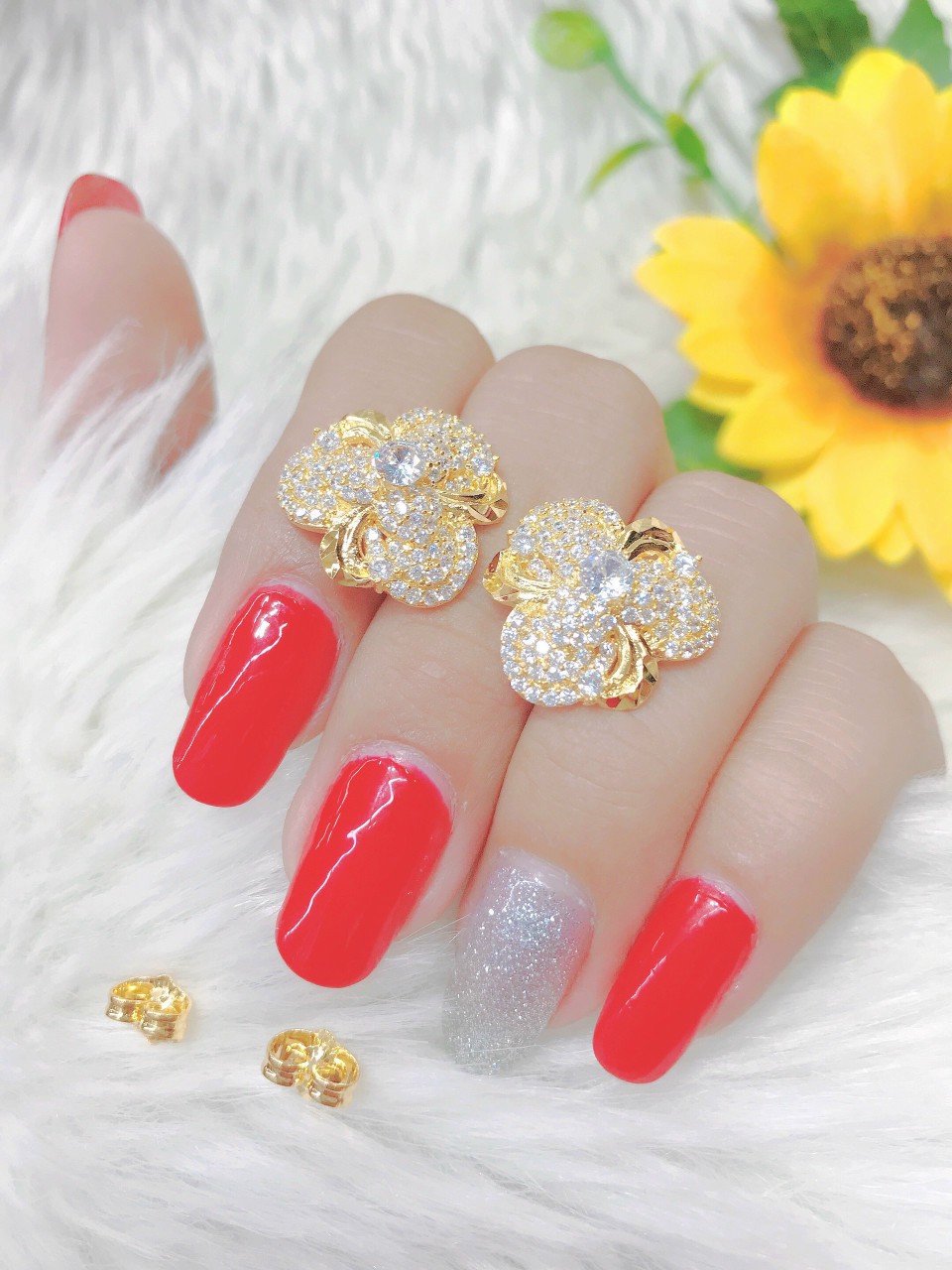 Đôi Bông Tai Nữ Mạ Vàng or Bạch Kim Mẫu 01.07.05