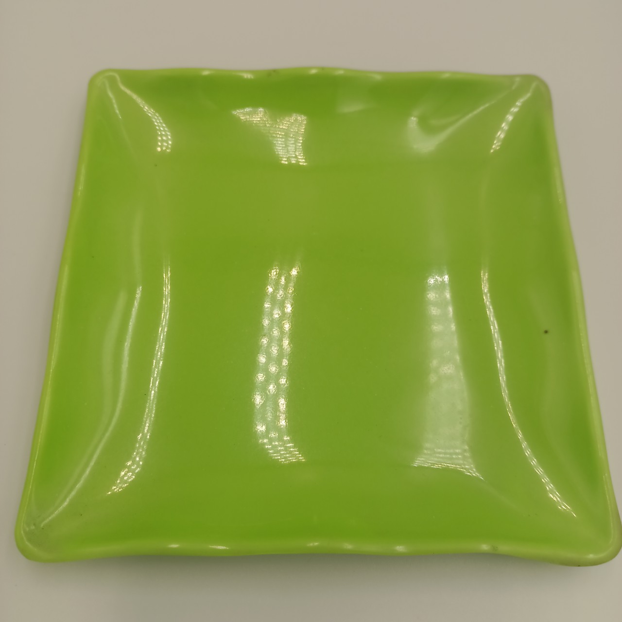 Dĩa Nhựa Melamine Hinh Vuông Nhiều kích cỡ