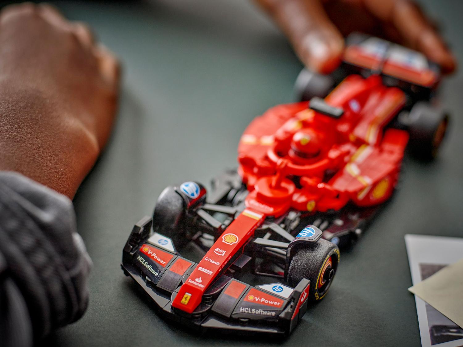 Đồ Chơi Lắp Ráp Xe Đua Ferrari SF-24 F1 - Lego Speed Champions 77242 (275 Mảnh Ghép)