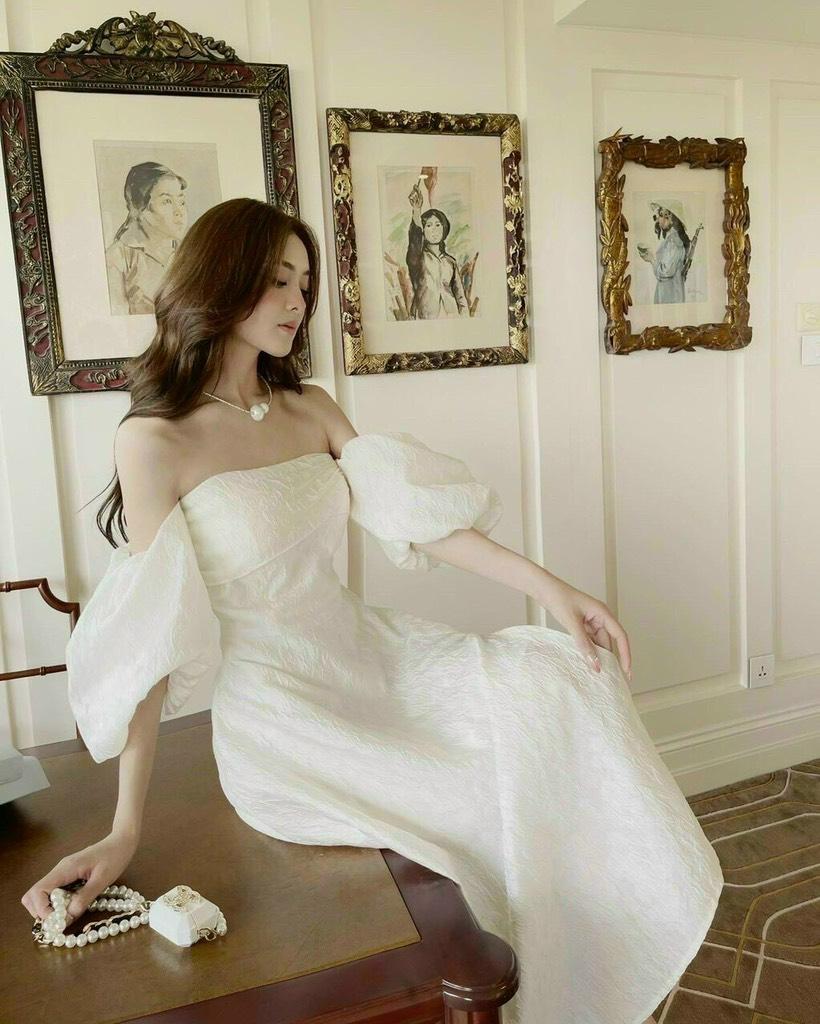 ĐẦM XÒE GẤM HOA TRỄ VAI TAY BÍ 14447