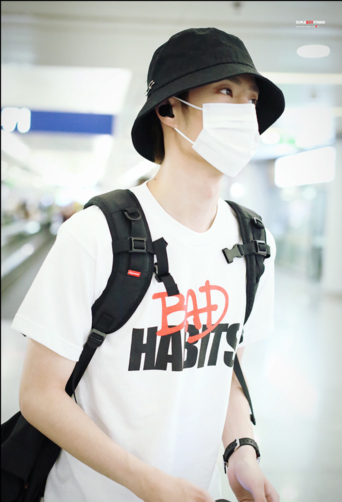 Áo thun Vương Nhất Bác Wang Yibo