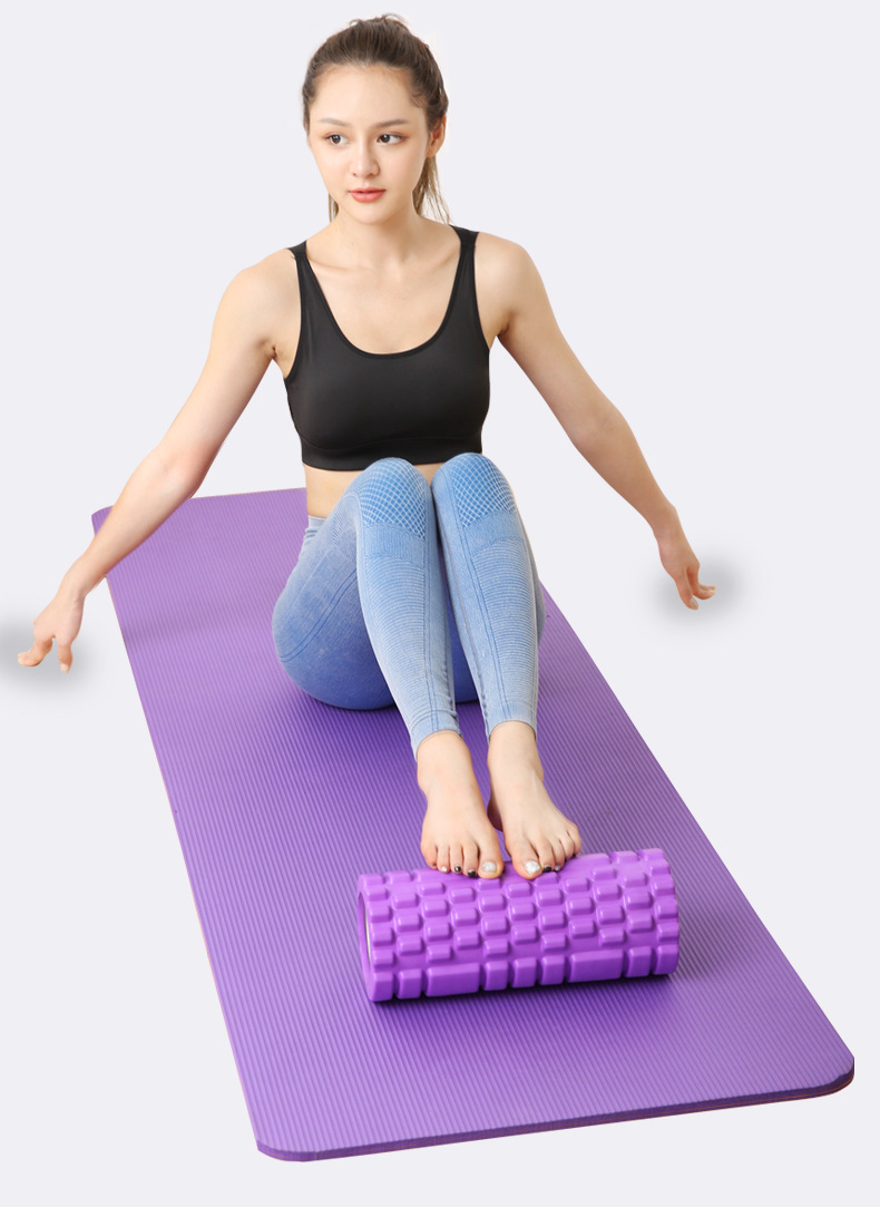 Con lăn Yoga Massage Foarm Roller , ống lăn gai nhọn 33x13cm, chất liệu EVA cao cấp, hỗ trợ các bài tập yoga, gym