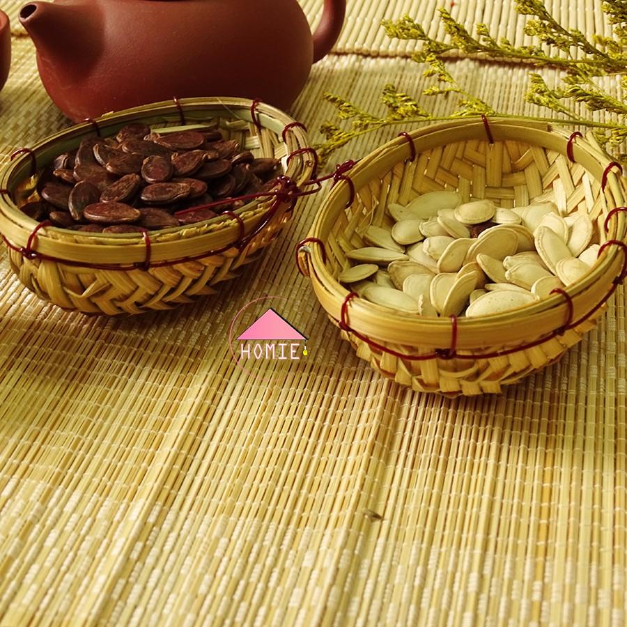 Nôi tre mini đựng hạt trang trí độc đáo