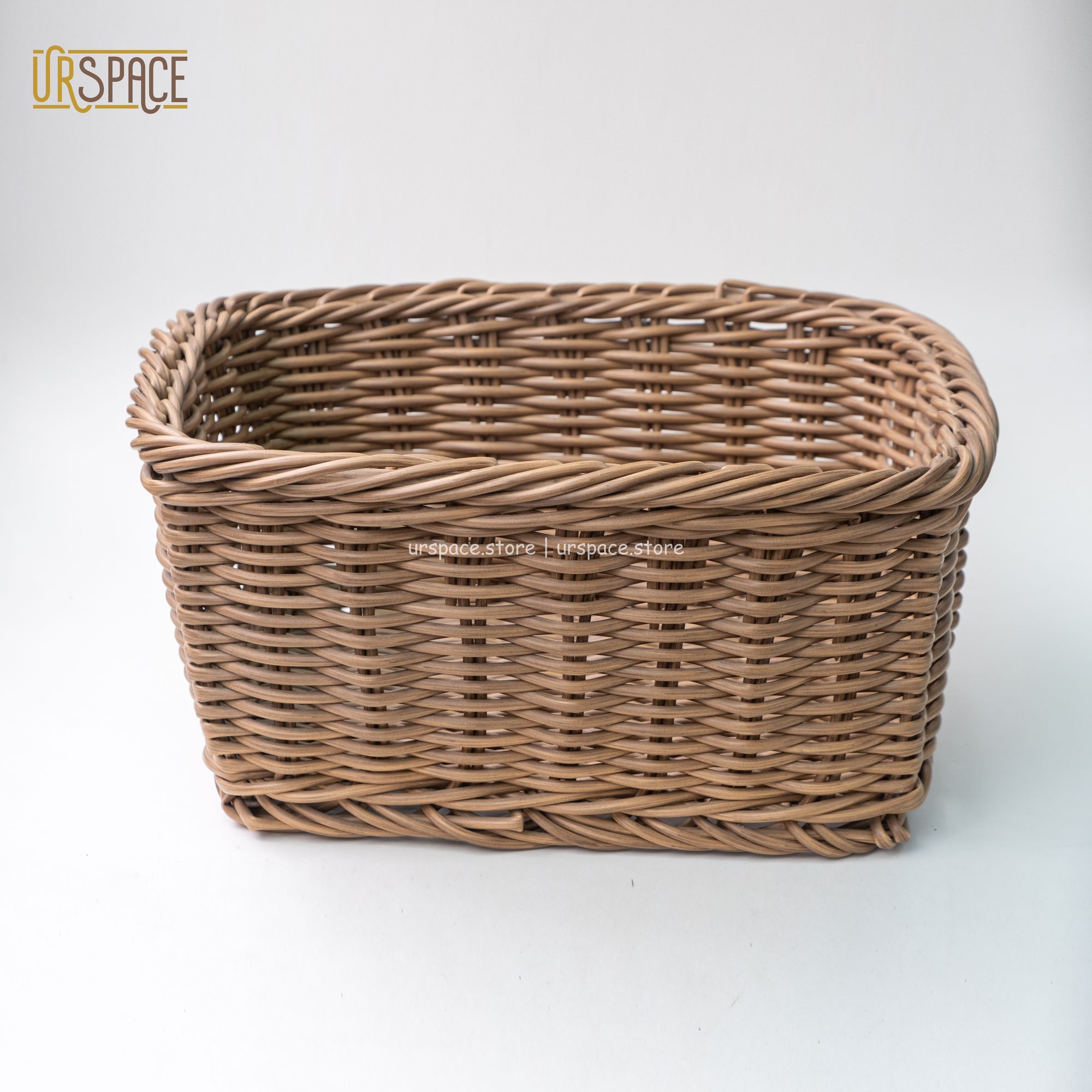 Giỏ nhựa giả mây handmade đựng đồ đa năng hình chữ nhật màu nâu/ Rectangle Resin Storage Basket Brown Color