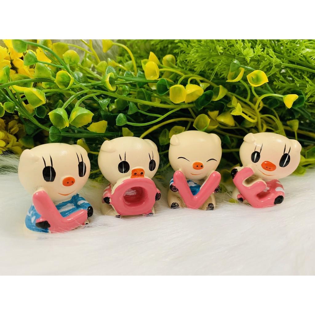 Bộ 4 tượng Heo Love