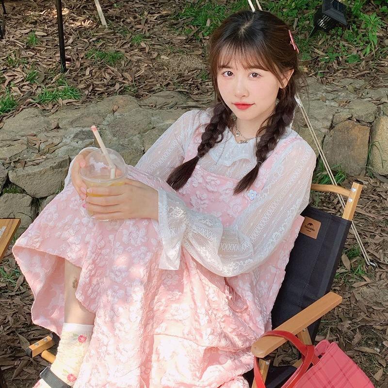 Set áo và váy hai dây hồng dễ thương