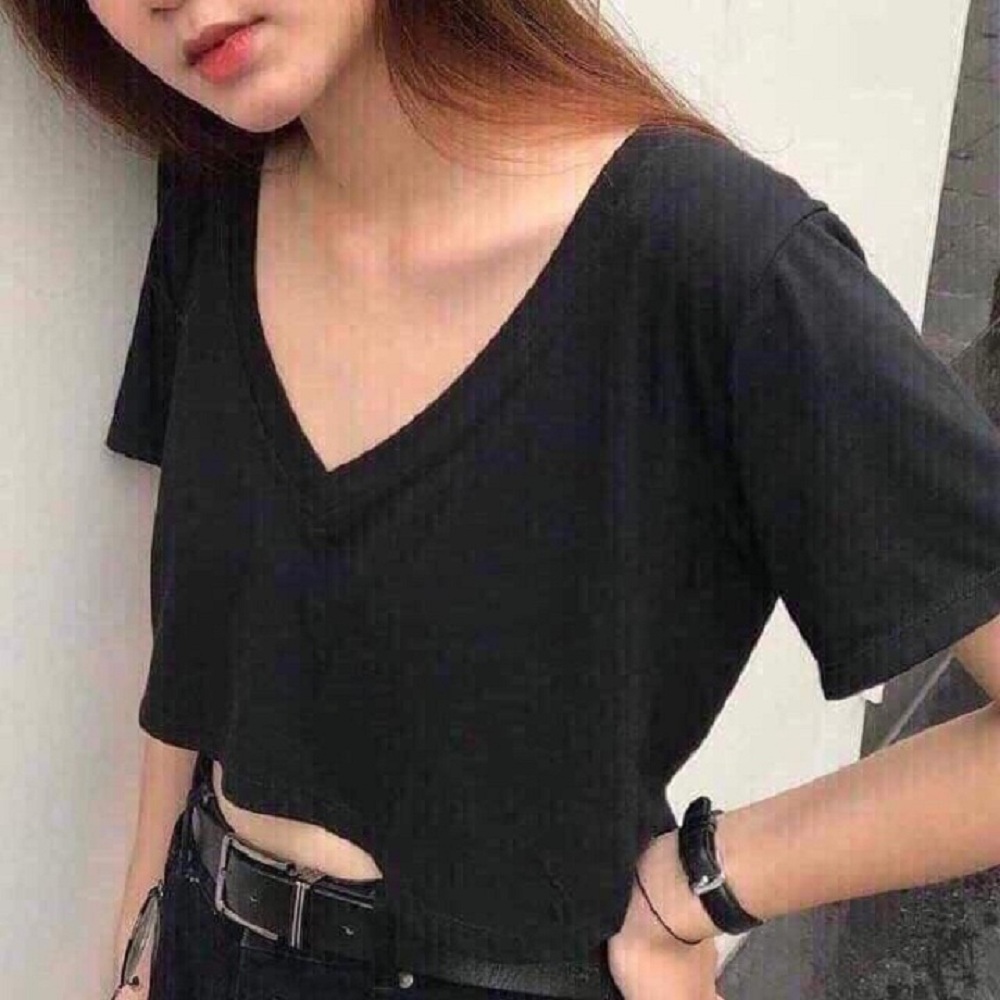 Áo THUN nữ crotop côc tay cổ tim trơn from rộng thích hợp mix nhiều phong cách freesize dưới 55 cân hai màu đen trắng