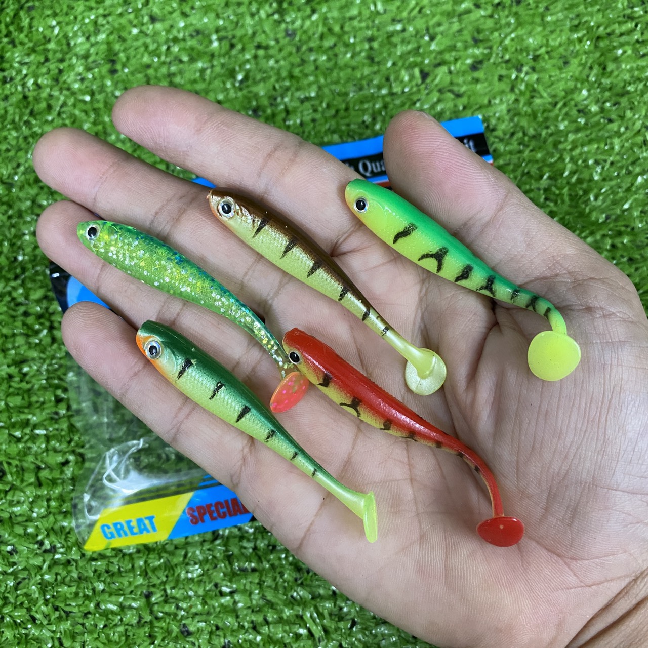 Combo 5 Con Mồi Mềm Fishing Lure Cá Sông, Suối Dài 6.5cm Nặng 2.2g