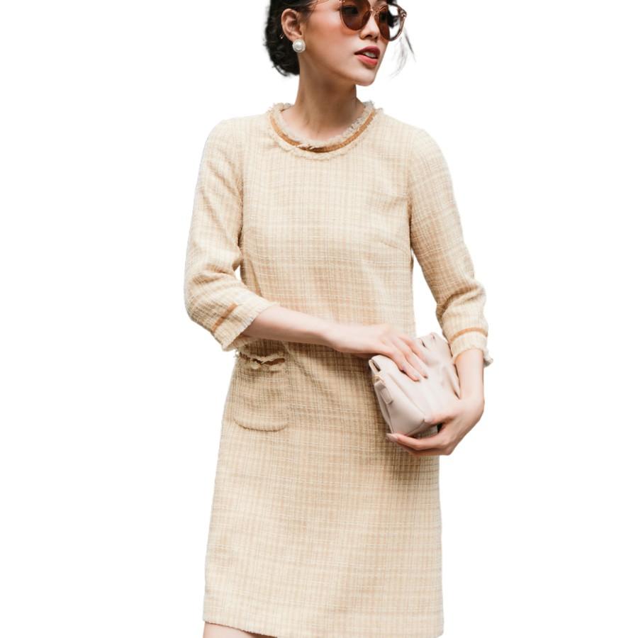 Đầm Suông Trang Trí Dây Nhung SYO D4820016