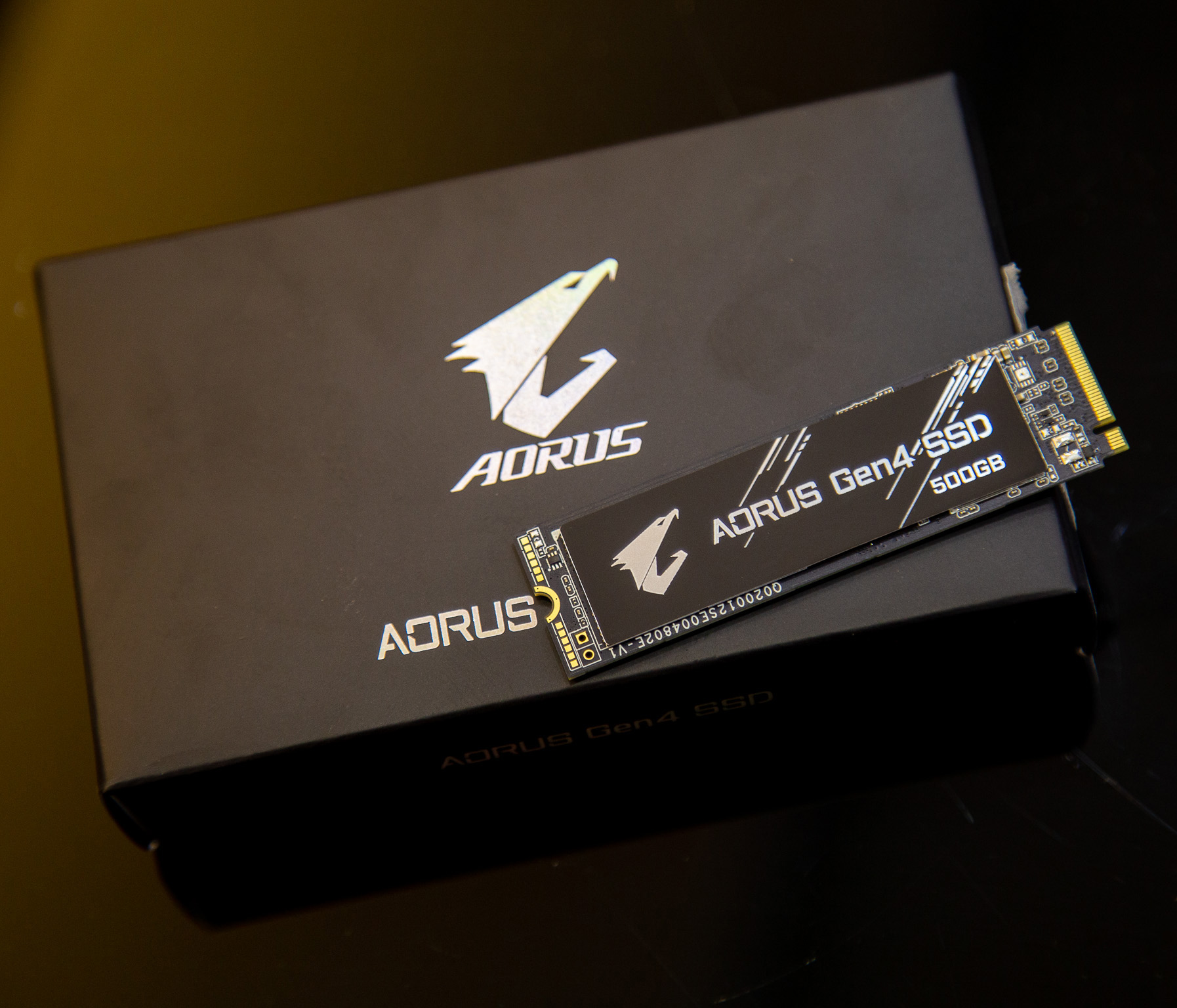 Ổ cứng SSD 1TB Gigabyte Aorus M.2 NVMe PCIe Gen4 - Hàng chính hãng