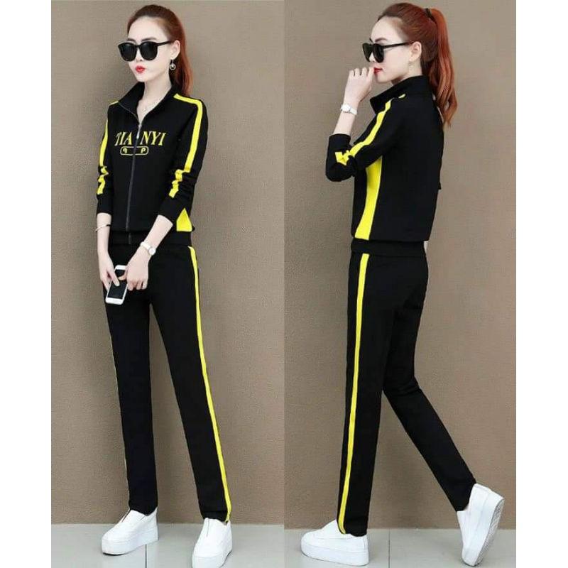 Bộ đồ thể thao áo khoác thêu chữ
