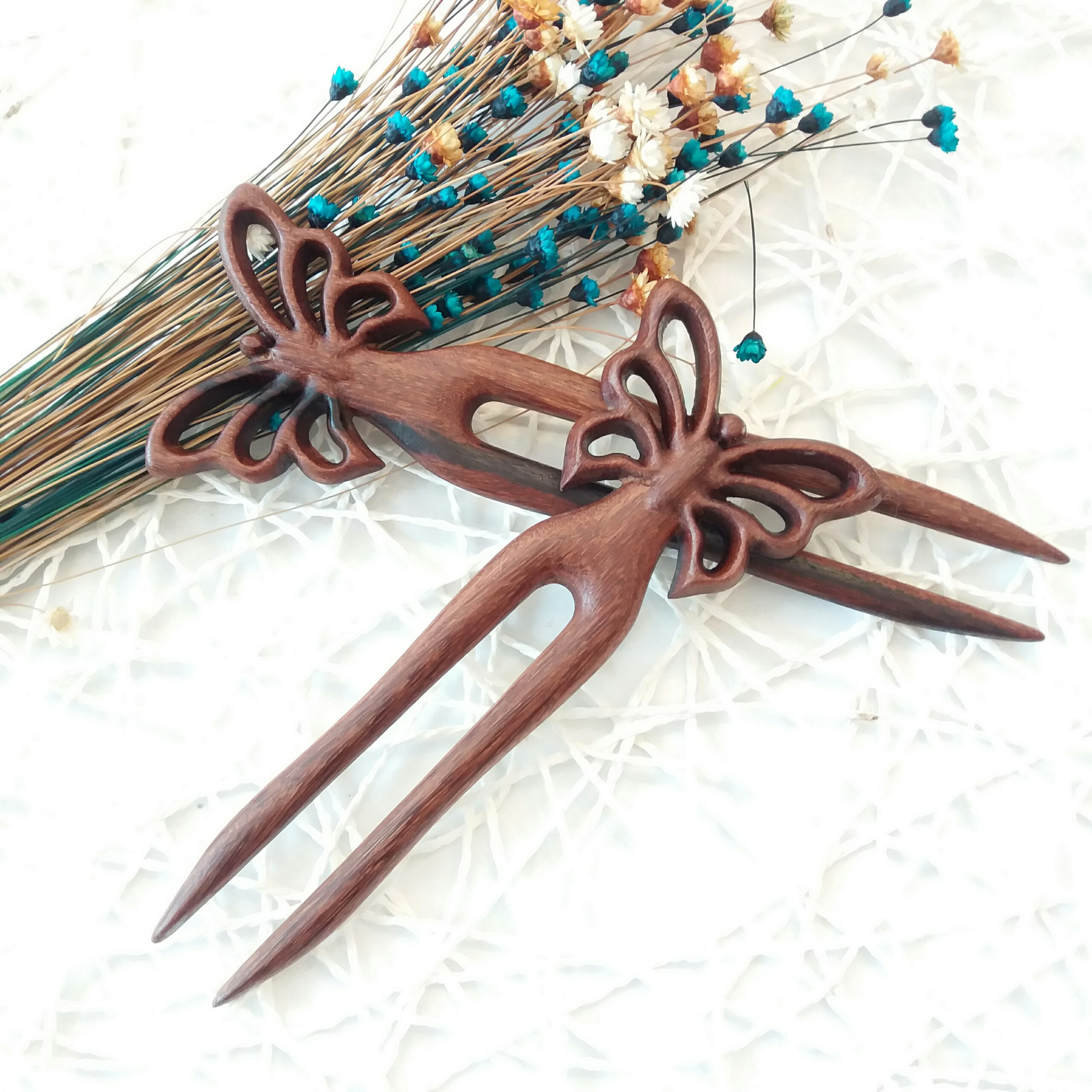 TRÂM GỖ CÀI TÓC BUTTERFLY 2