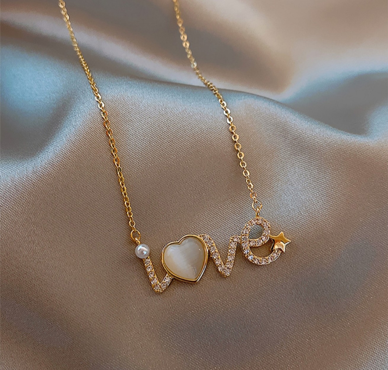 Dây chuyền nữ LOVE mạ vàng 18k CAO CẤP