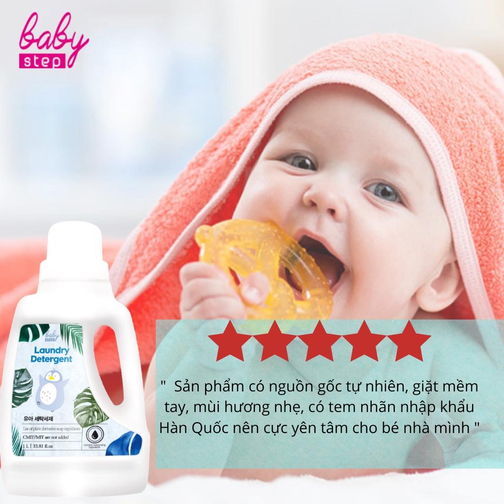 Nước giặt quần áo trẻ sơ sinh Baby Step hương phấn thơm dung tích 1000ml với chiết xuất thiên nhiên BSTEP1