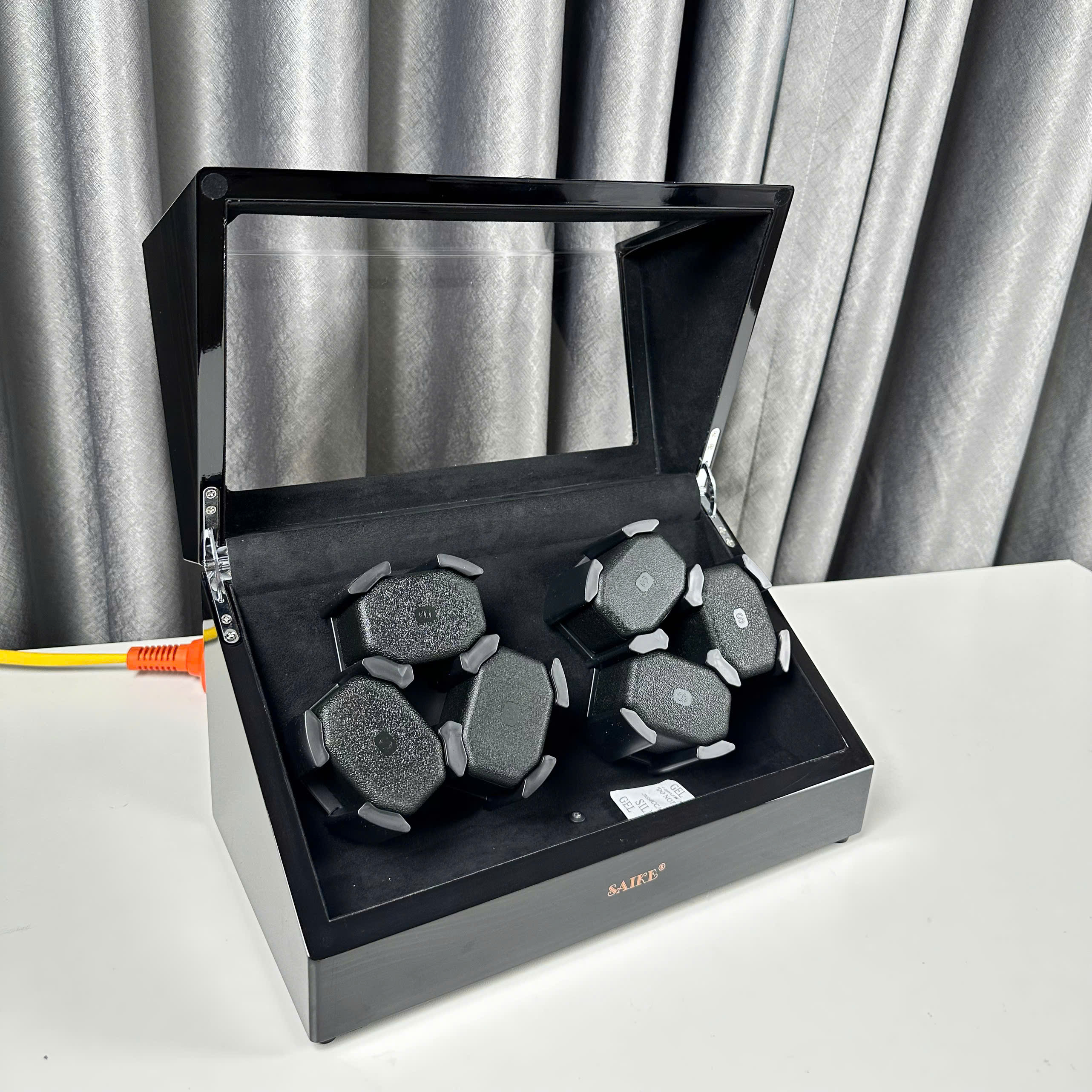 [BH 2 năm động cơ] Hộp Xoay 6 đồng hồ gỗ Saike nền nỉ