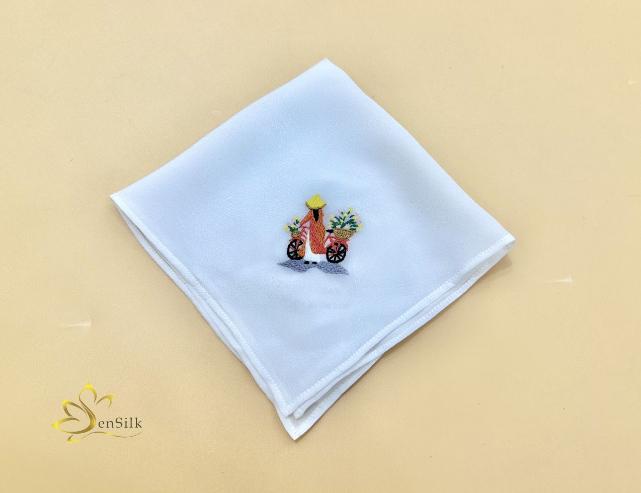 Khăn Tay Thêu ÁO DÀI SenSilk - 100% Pure Silk Hand Embroidery Pocket Square - Quà Tặng Cao Cấp Việt Nam