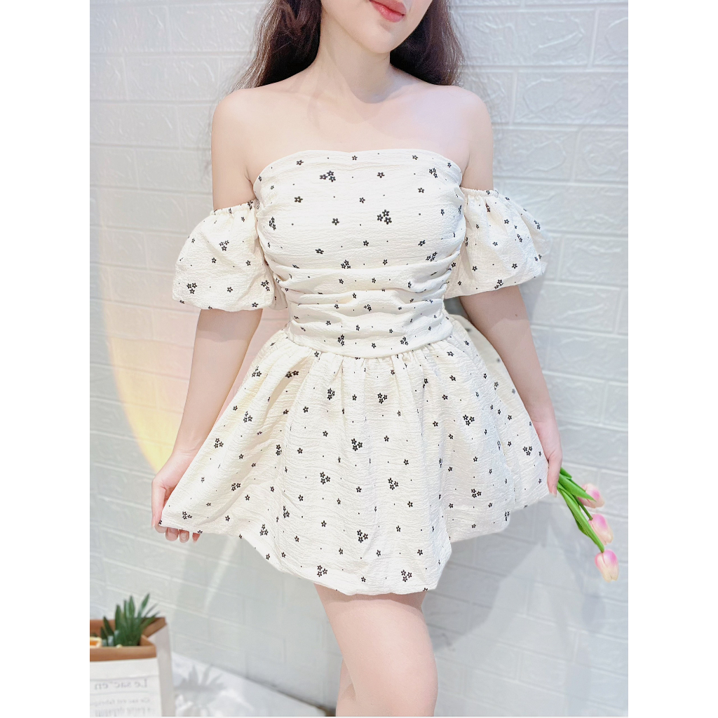 Đầm Trễ Vai Hoa Nhí Tay Bồng Dáng Babydoll