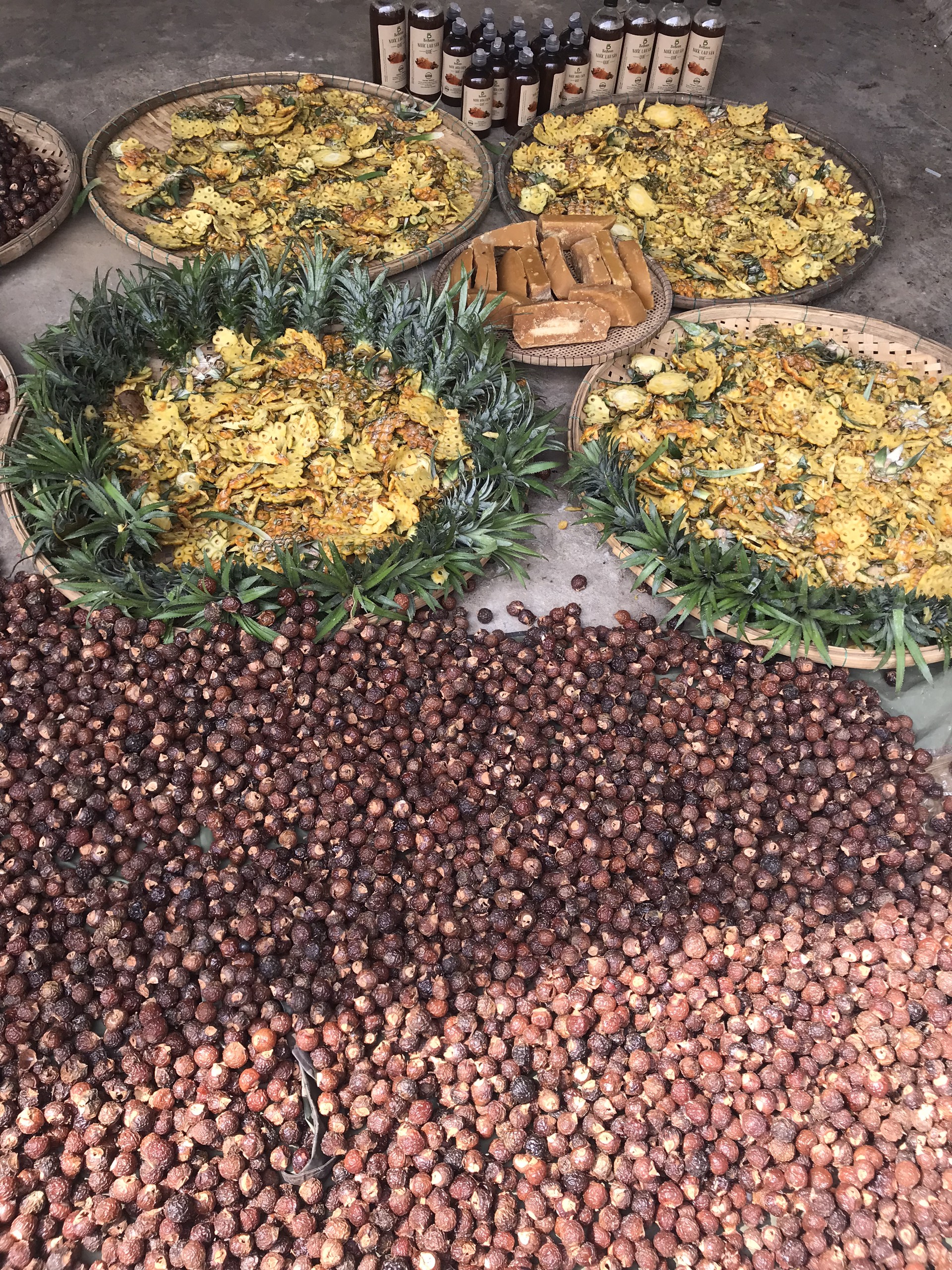 Nước rửa chén organic từ bồ hòn, vỏ quế, vỏ dứa