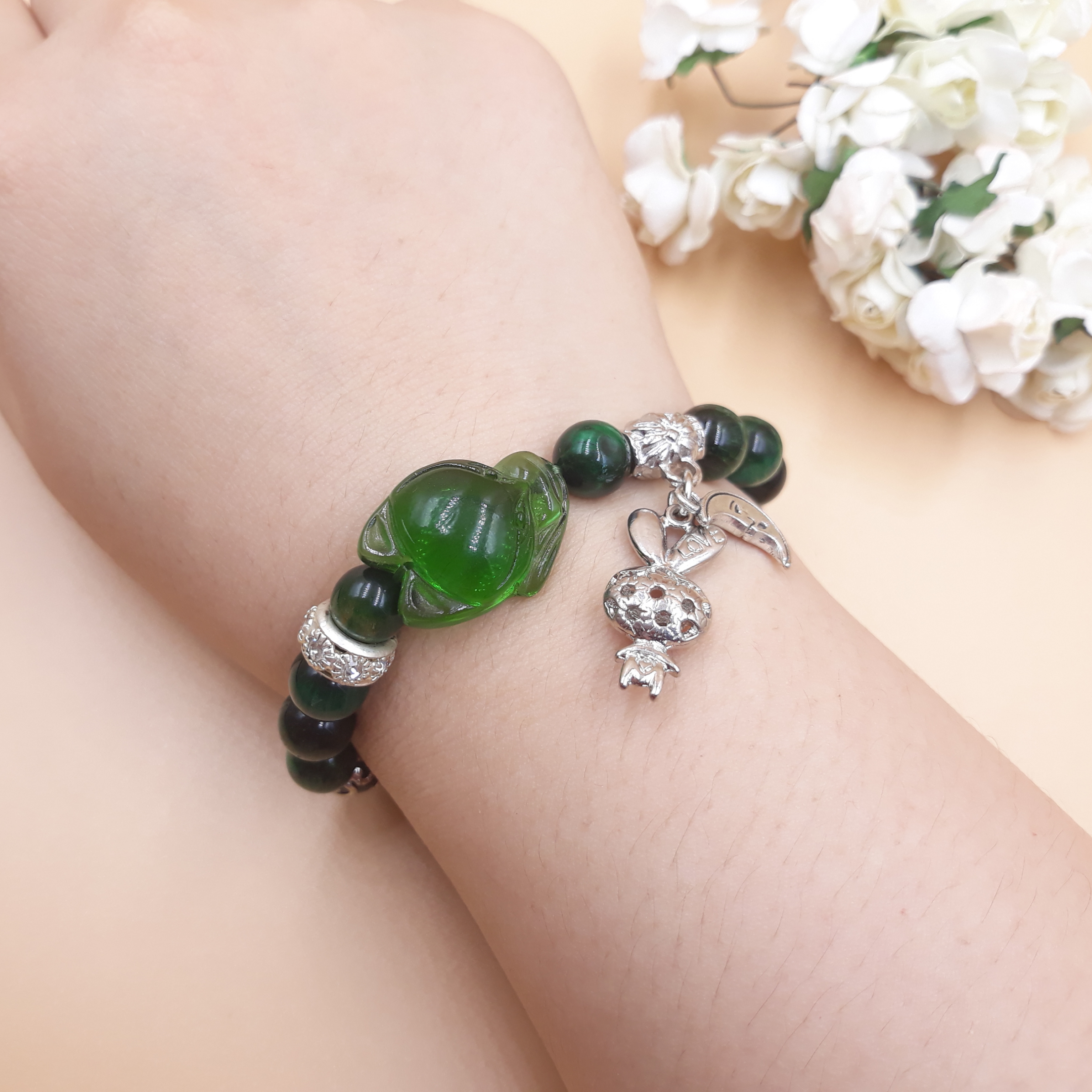Vòng Tay Hồ Ly Baby Topaz Xanh Lá Phối Đá Mắt Hổ Xanh Lá Mix Charm