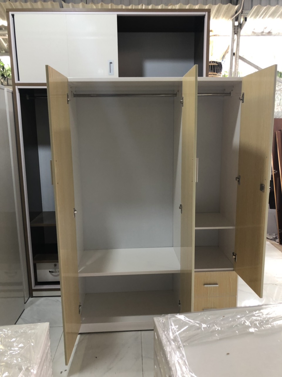 Tủ áo chất lượng bằng nhựa tốt 1m2 x 1m8 x 48 cm