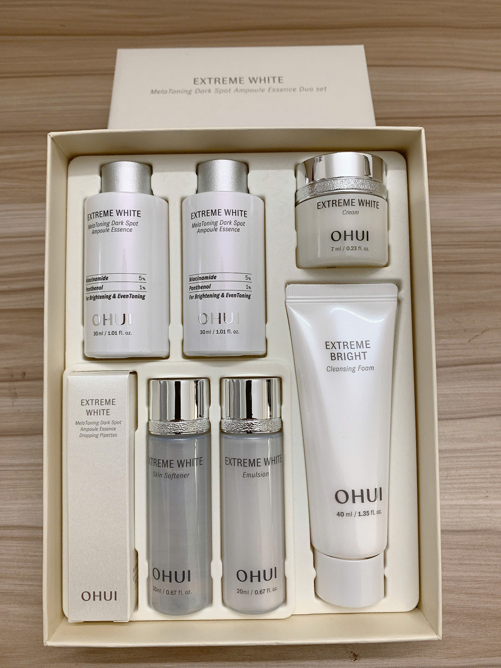 Bộ Tinh chất dưỡng sáng chuyên sâu OHUI Extreme White Mela Toning Ampoule Essence Duo Set