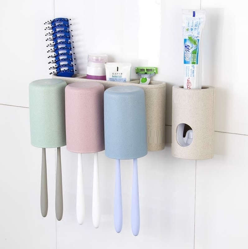 Dụng cụ lấy kem kèm treo bàn chải