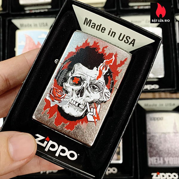 Bật Lửa Zippo 207 Zine Culture Skull Design