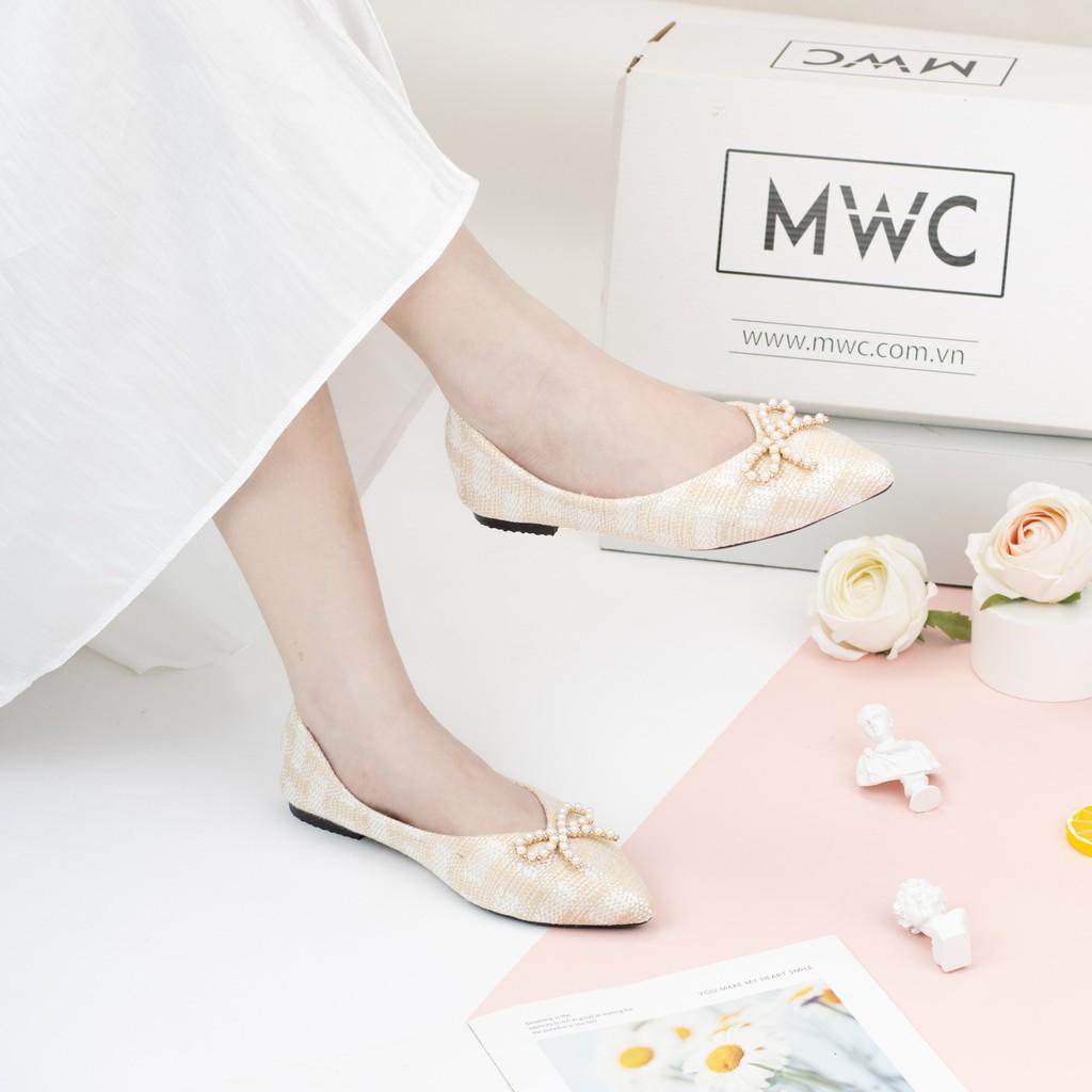 Giày búp bê nữ mũi nhọn chất liệu vải caro đính nơ xinh xắn phong cách tiểu thư hiện đại MWC NUBB- 2221