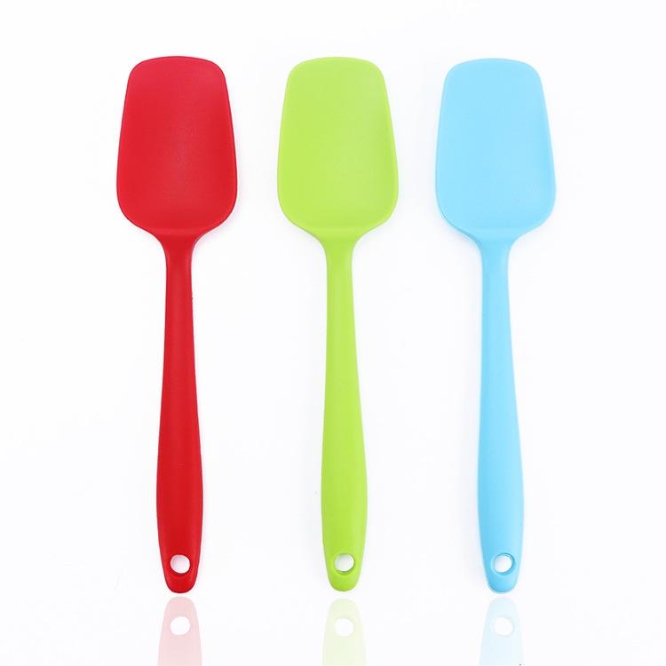 Spatula Cây Vét Bột Phới Trộn Bột Dạng Thìa Nhà Bếp Bằng Silicon Chịu Nhiệt Cao Cấp  - SPA210THIA