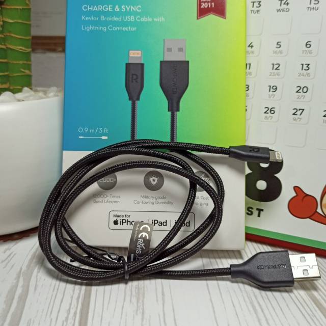 Dây cáp sạc điện thoại RAVPower RP-CB019 1m USB-A to Lightning Nylon Yarn Braided Lightning Cable, Màu Đen- Hàng Nhập Khẩu