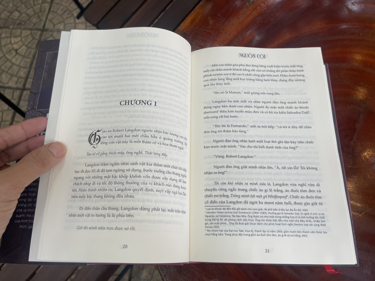 NGUỒN CỘI – Dan Brown – bìa cứng – Bách Việt – Nguyễn Xuân Hồng dịch