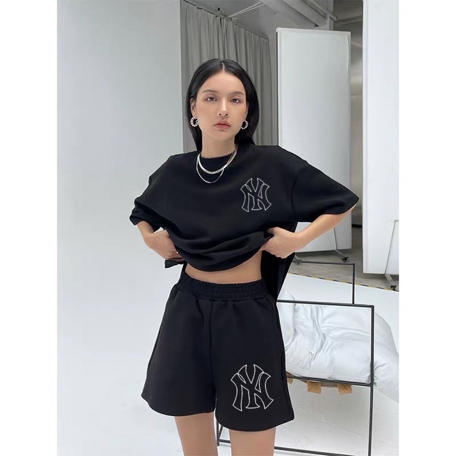 Bộ Quần Áo Nam Nữ Thiết Kế NY Chất Liệu Cottom Cao Cấp Form Rộng Tay Lỡ Phong Cách Trẻ Trung Năng Động Cá Tính Unisex