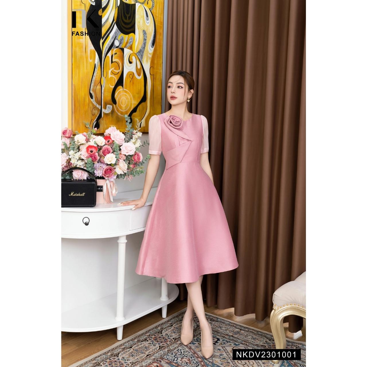 Đầm Gấm Xếp Hoa NK FASHION Dáng Xòe Trẻ Trung Thanh Lịch Chất Vải Nhập Hàn Cao Cấp Không Nhăn NKDV2301001