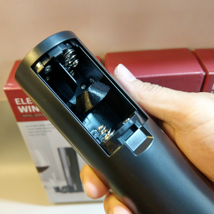 Dụng cụ rót và mở nút chai bằng Pin đa năng tiện dụng - T0262