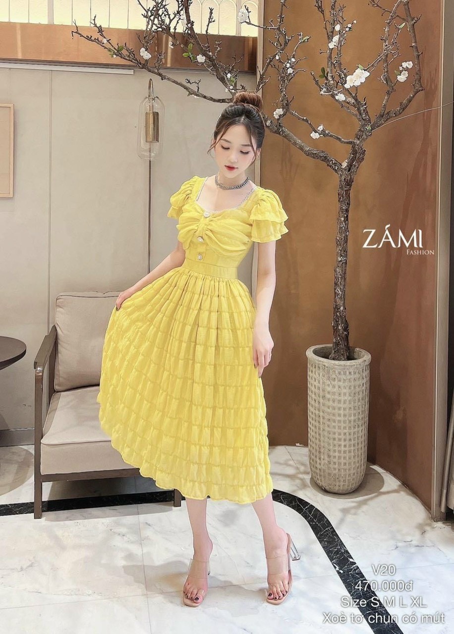 ĐẦM XỐP NHÚNG PHỐI REN ĐÍNH NÚT  MÀU Y HÌNH