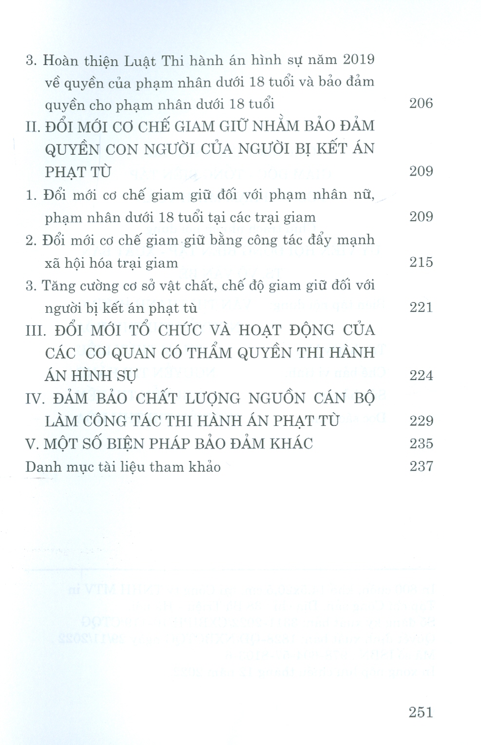 Đảm Bảo Quyền Con Người Trong Thi Hành Án Phạt Tù Tại Việt Nam (Sách chuyên khảo)