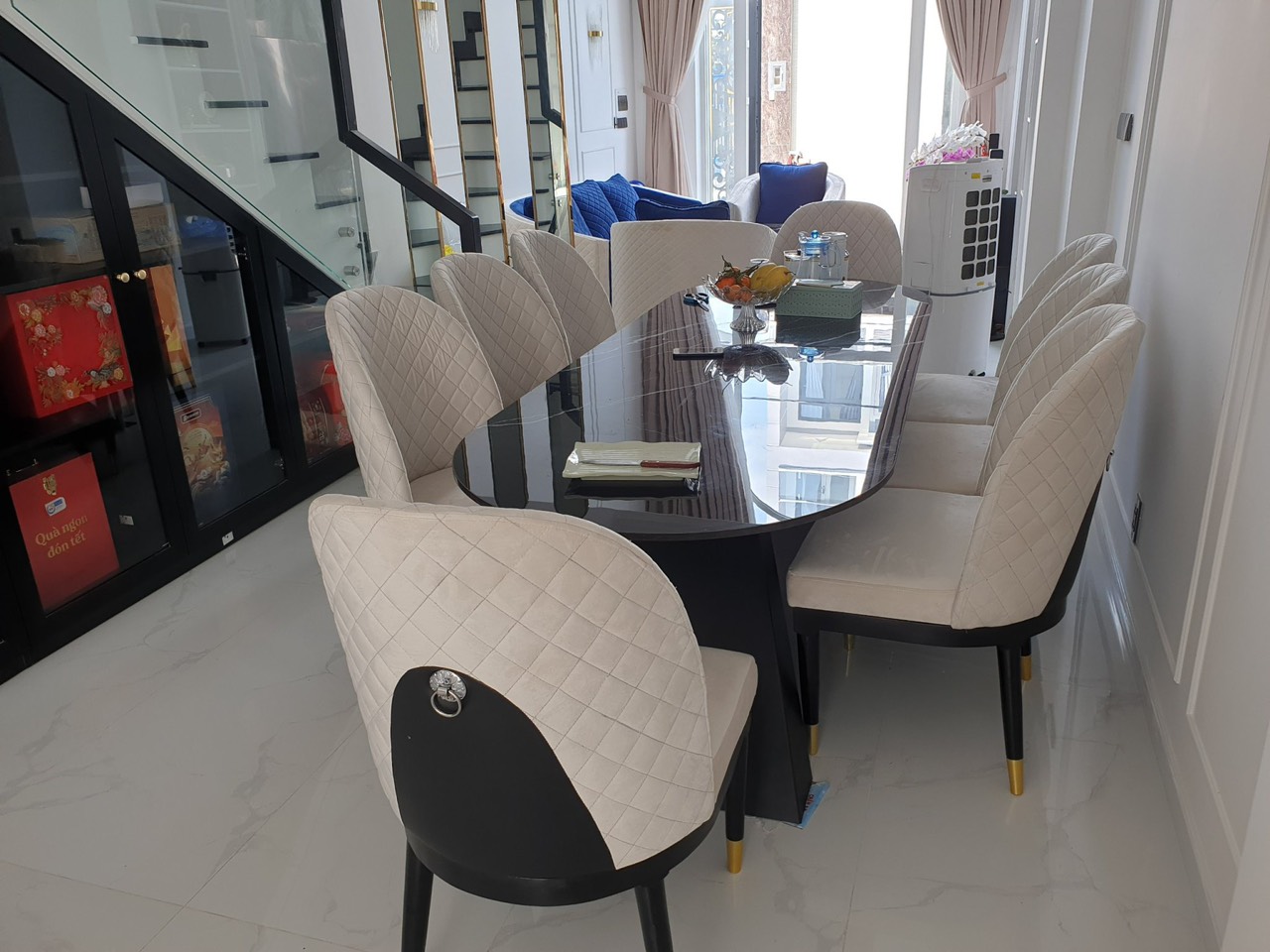 Bộ bàn ăn Luxury 8 ghế Juno Sofa