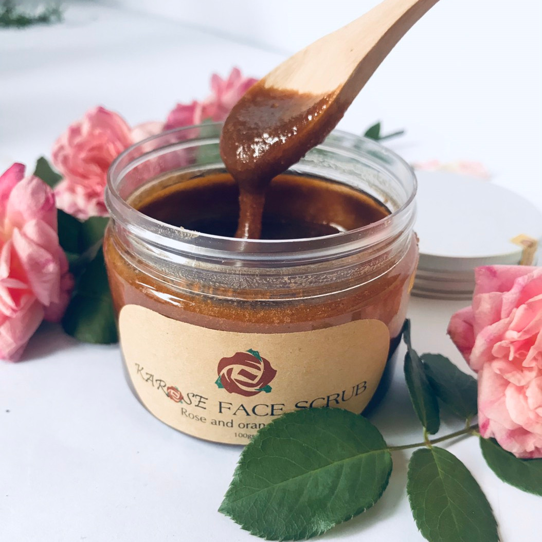 Rửa Mặt Tẩy Da Chết Hoa Hồng Karose Scrub