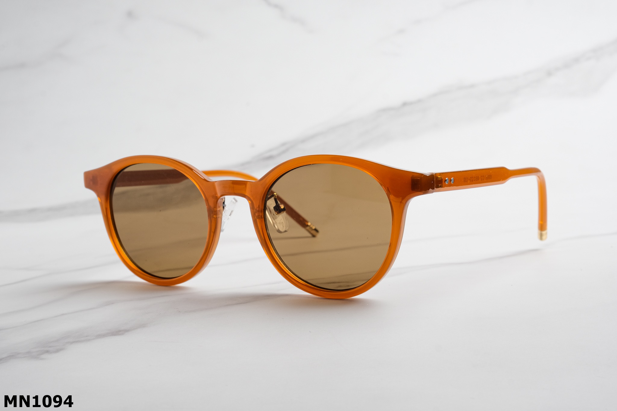Kính Mát Nhựa Unisex MN1094