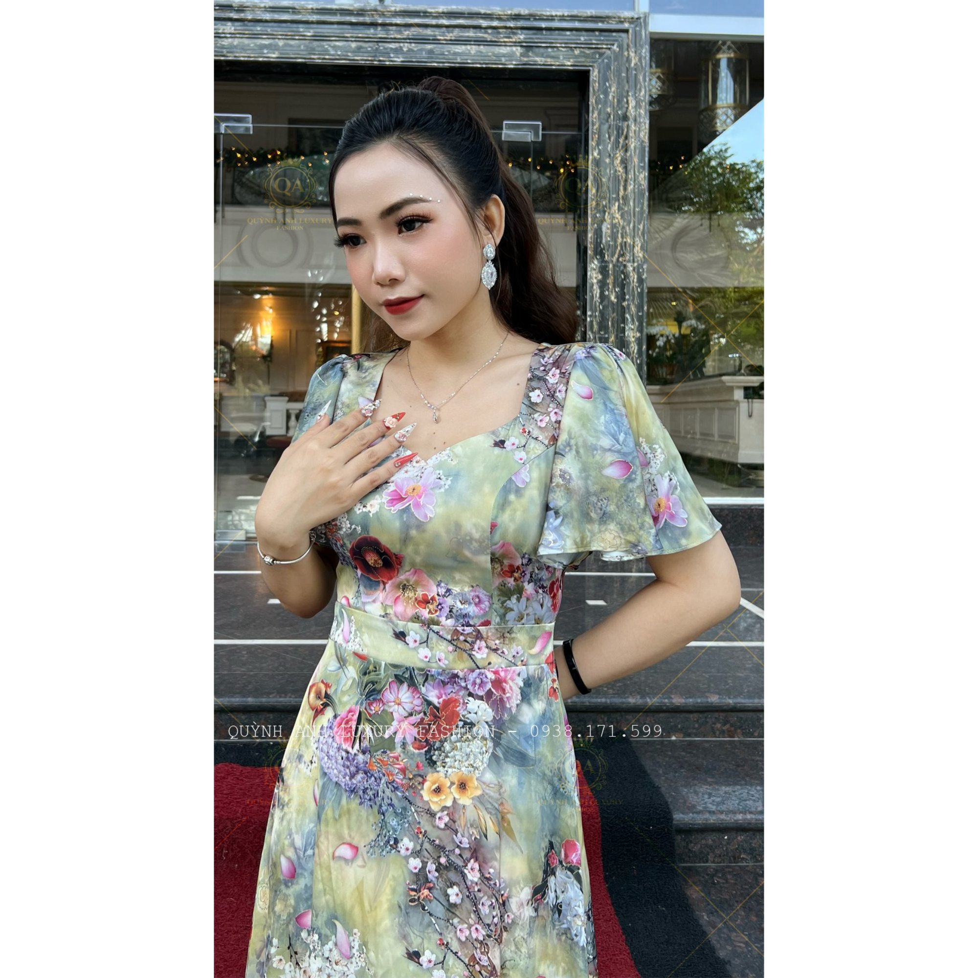 Đầm Xoè Hoa Xanh Ngọc Cổ V Tay Loe Lụa Ánh Kim Cao Cấp Larissa Dress