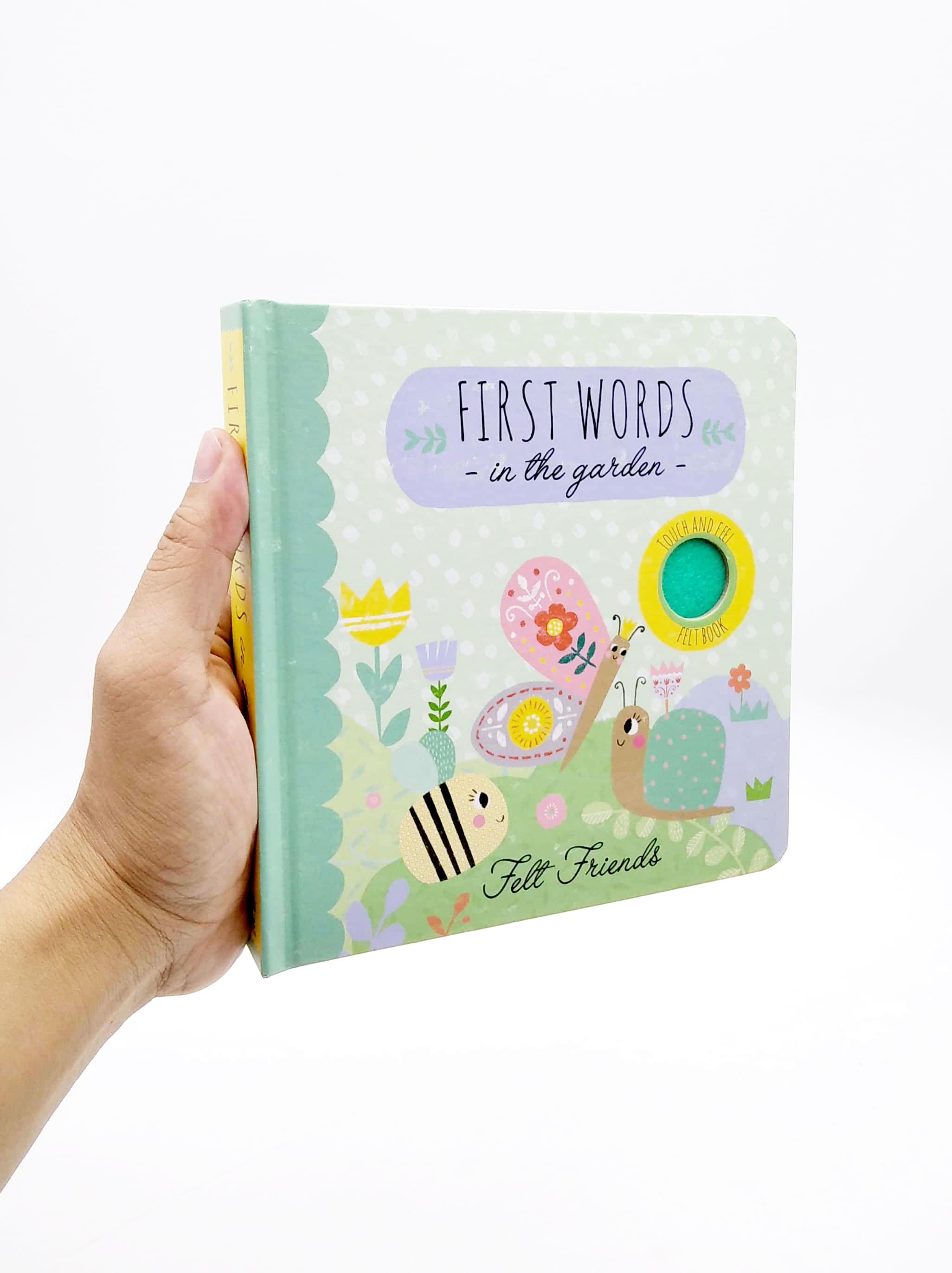 Colours In The Jungle - Felt Friends (Touch &amp; Feel Felt Book)