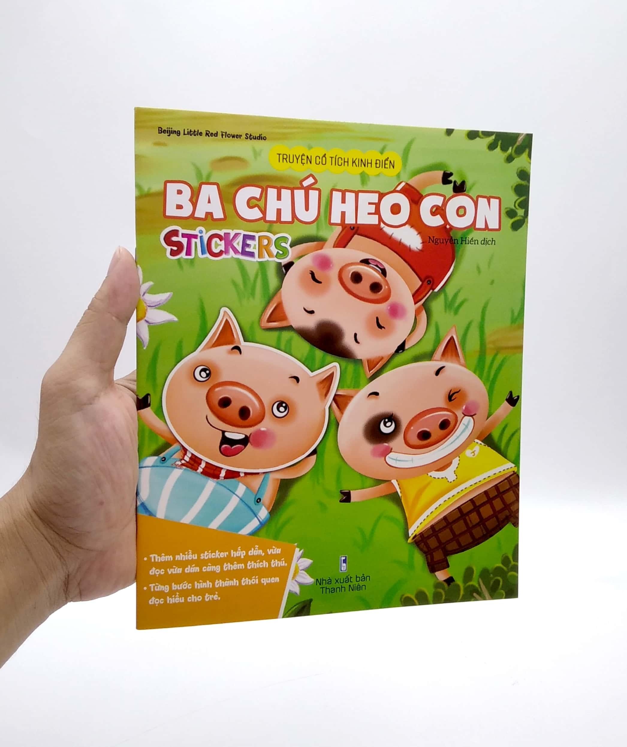 Truyện Cổ Tích Kinh Điển - Ba Chú Heo Con (Stickers)